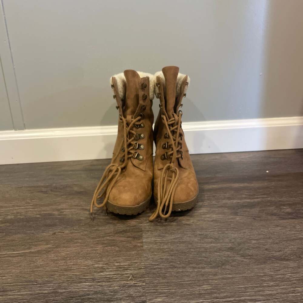 Brash Women's Tan Faux Suede Lace-Up Boots with Sherpa Trim